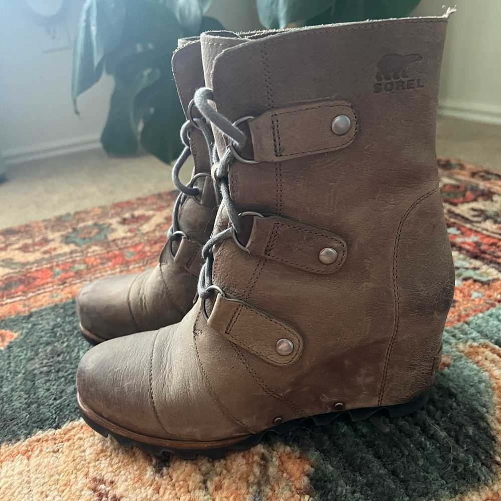 Sorel lace-up Joan of Arctic wedge boot